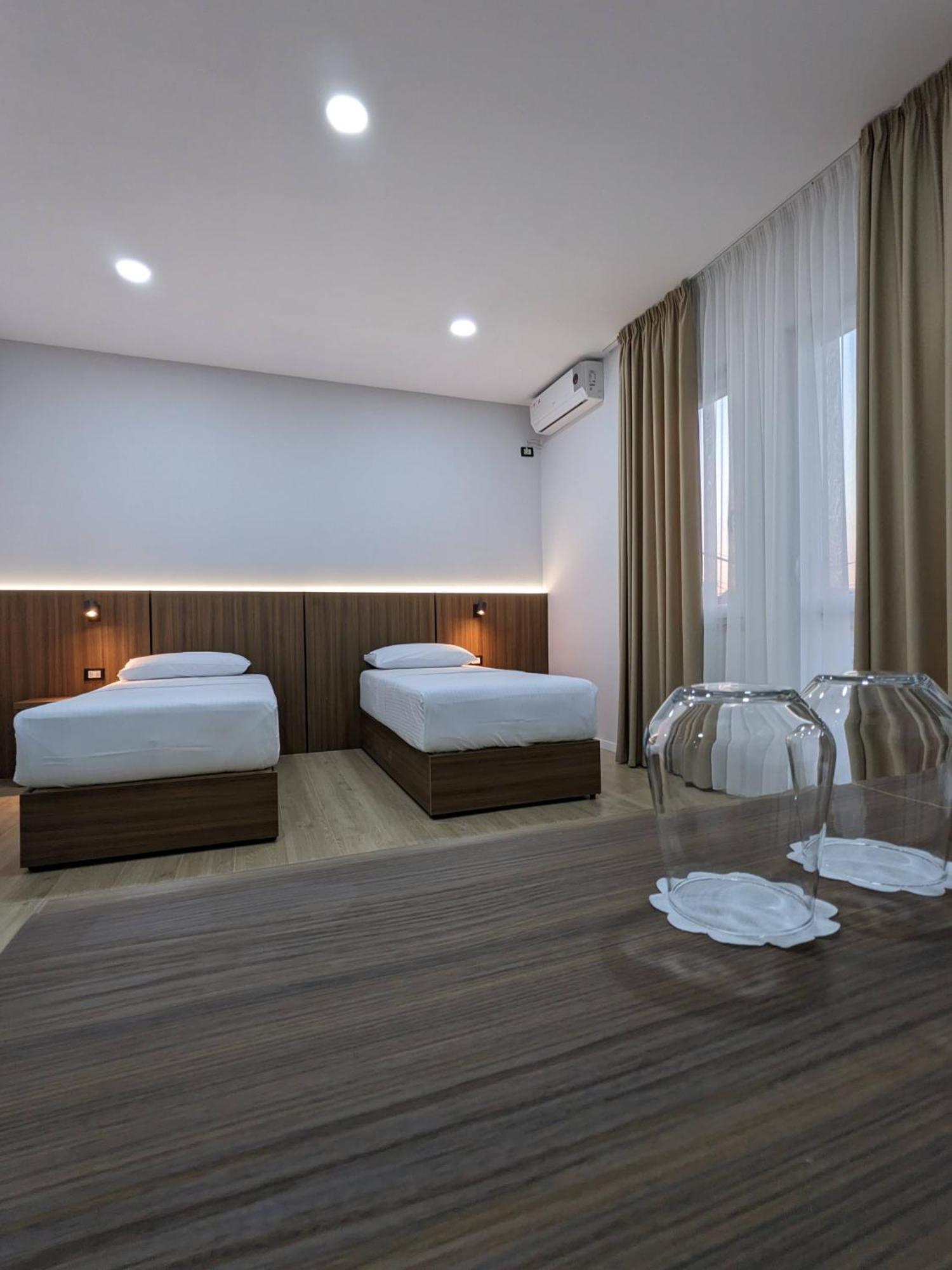 Hotel Aleks Shkodër Exteriér fotografie